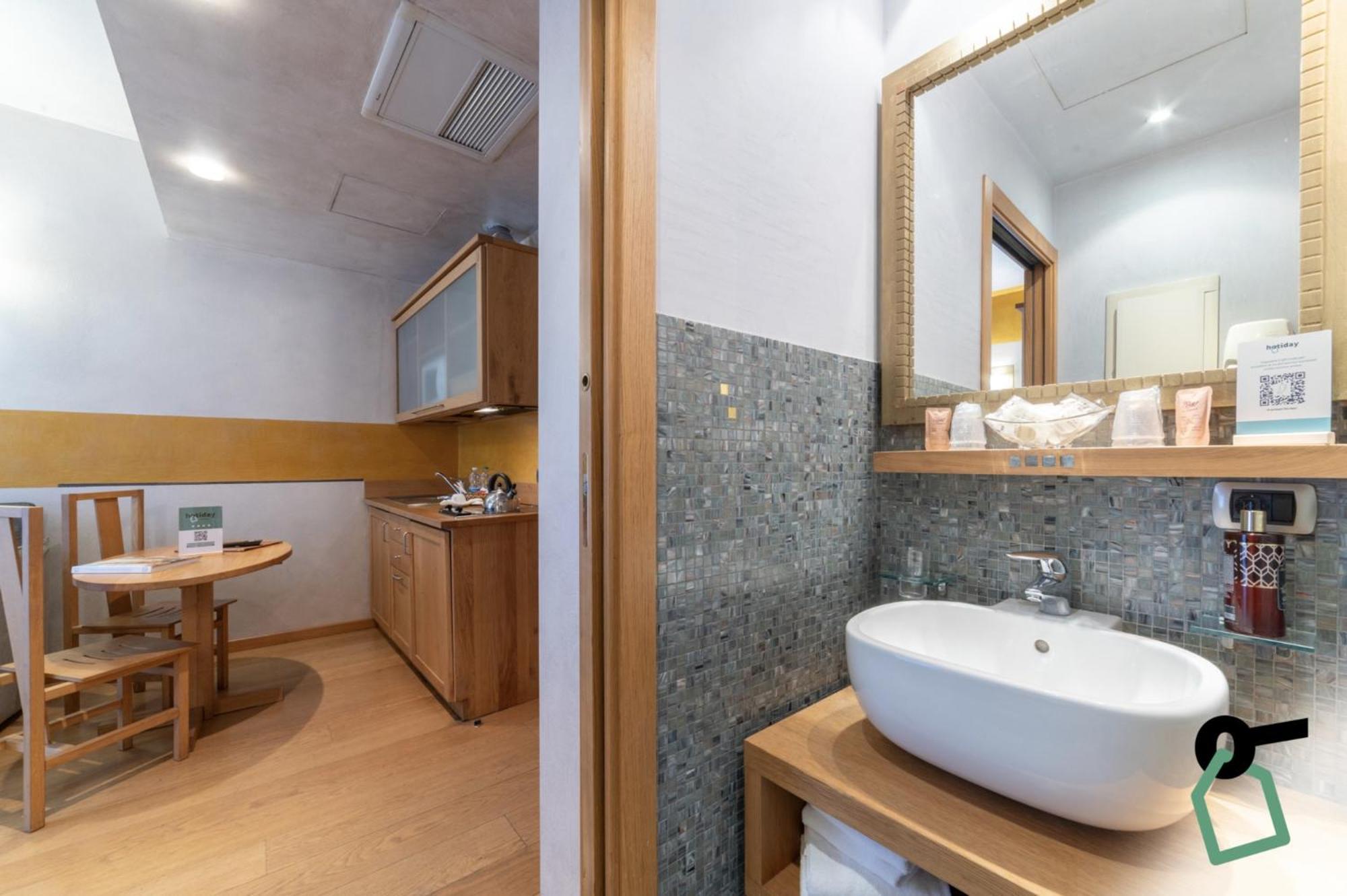 Hotiday Discovery - Residence Verona Esterno foto