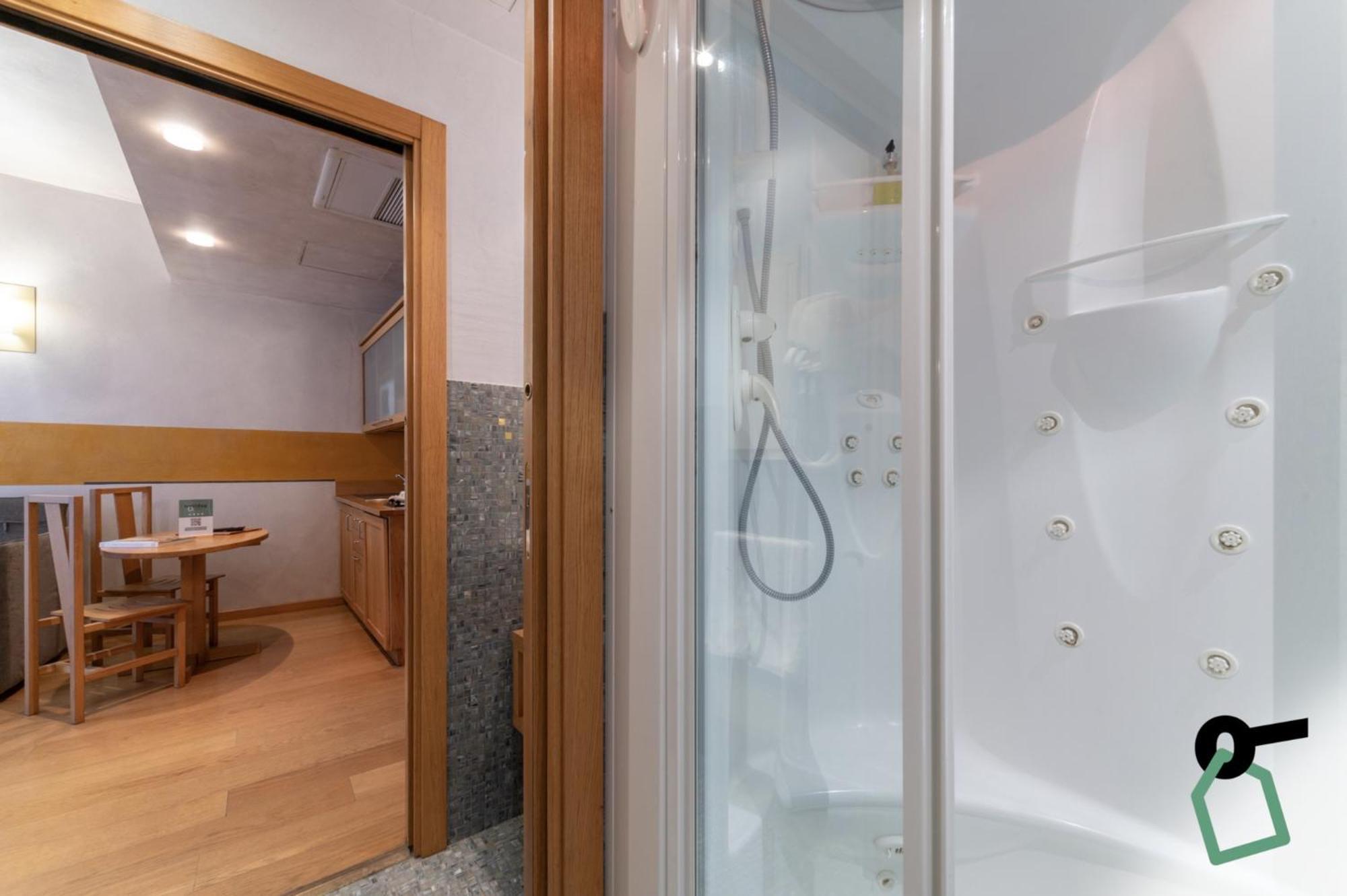 Hotiday Discovery - Residence Verona Esterno foto