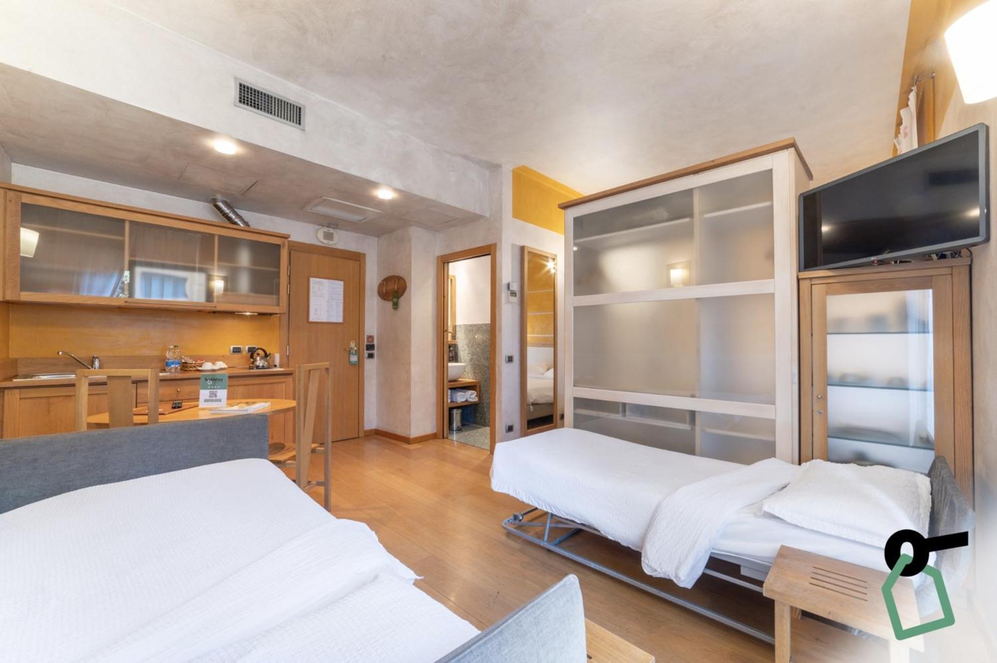 Hotiday Discovery - Residence Verona Esterno foto